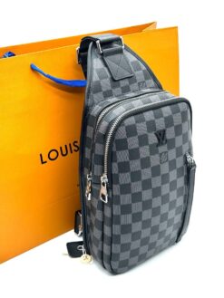 Сумка-слинг Louis Vuitton Avenue V3 A130140 черная 27/18 см - фото 4