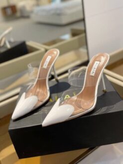Босоножки Alaia Le Coeur Mules In Patent Calfskin AA3M053 прозрачные белые