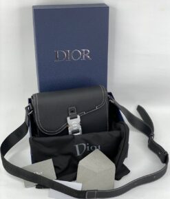 Сумка-мессенджер Christian Dior Saddle Unisex 1ADPO049YKK-0 черная 23/18/7 см