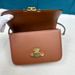 Женская сумочка на плечо Celine Classique Triomphe Bag In Shiny Calfskin 187363BF4 премиум 22/15 см коричневая