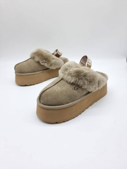 Угги тапочки UGG Funkette Platform Olive - фото 3