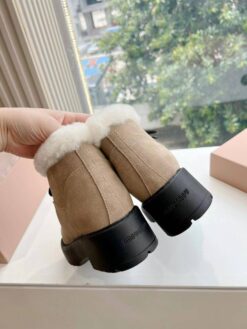 Ботинки Miu Miu Fume Suede Booties 5T965D Winter Premium Beige