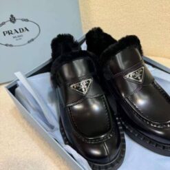 Туфли-лоферы женские Prada Premium A131213 зимние чёрные