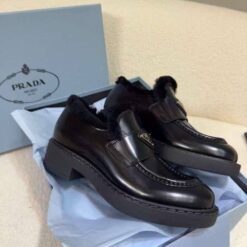 Туфли-лоферы женские Prada Premium A131213 зимние чёрные