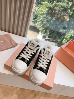 Кроссовки Miu Miu Leather Sneakers 5E838D Winter Premium Black