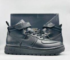 Кроссовки Nike Air Force 1 Mid Gore-Tex All-Black зимние с мехом