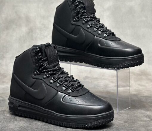 Кроссовки Nike Air Force 1 Lunar Duckboot Thermo All Black зимние с мехом - фото 1