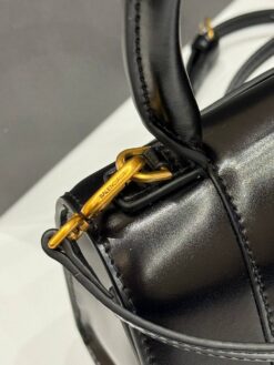 Женская кожаная сумка Balenciaga Hourglass A133616 чёрная 23/14 см