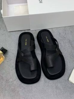 Шлёпанцы женские The Row Ginza Sandal in Suede F2138R Black