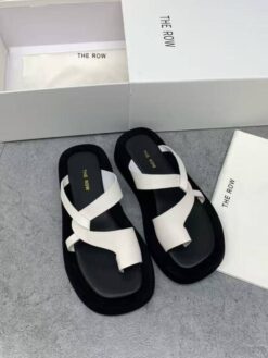 Шлёпанцы женские The Row Ginza Sandal in Suede F2138R White Black