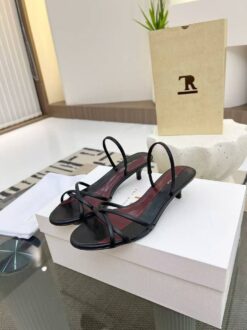 Босоножки женские The Row A133741 Black
