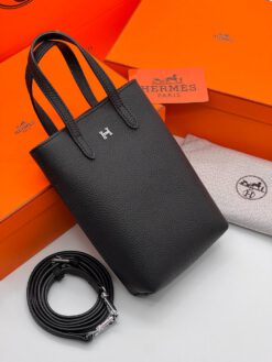 Сумка для телефона Hermes 18/11 см на плечо A134497 чёрная