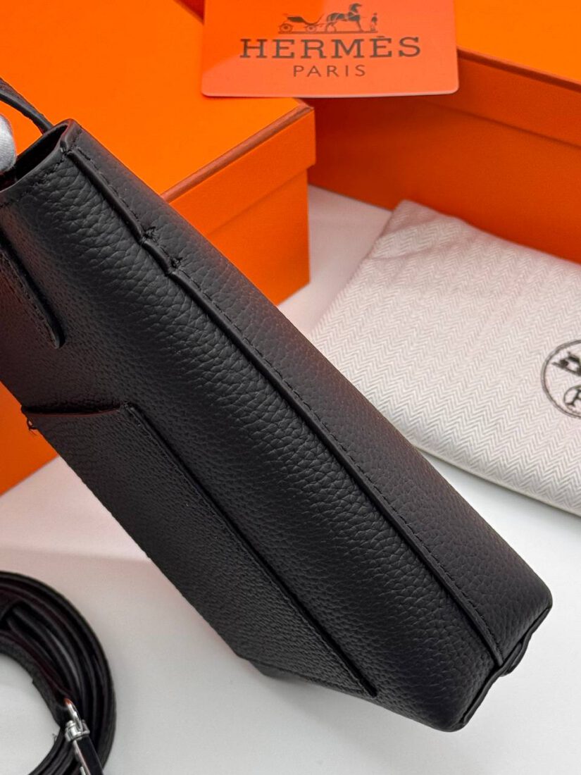 Сумка для телефона Hermes 18/11 см на плечо A134497 чёрная фото 4 Сумка для телефона Hermes 18/11 см на плечо A134497 чёрная - фото 4