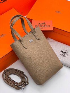 Сумка для телефона Hermes 18/11 см на плечо A134534 бежевая