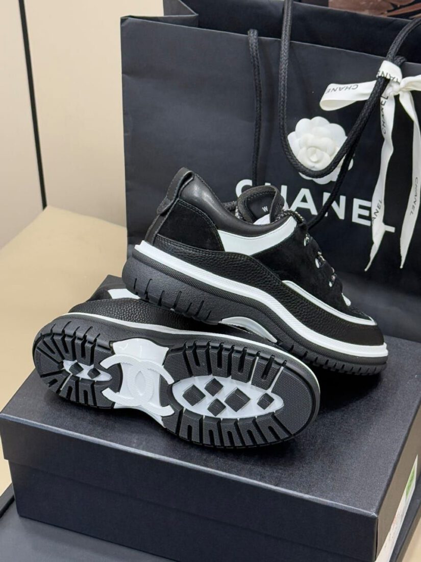 Кроссовки женские Chanel Calfskin Suede Calfskin Lambskin G46258 Black фото 3 Кроссовки женские Chanel Calfskin Suede Calfskin Lambskin G46258 Black - фото 3