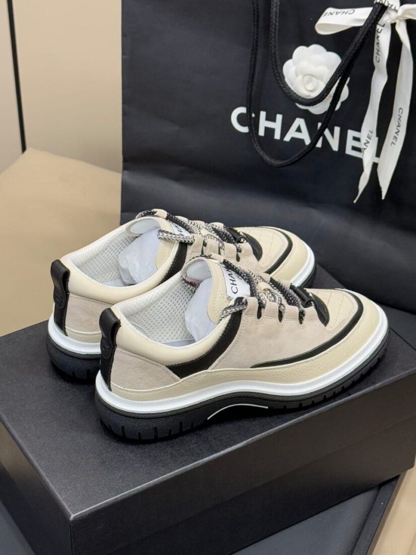 Кроссовки женские Chanel Calfskin Suede Calfskin Lambskin G46258 Beige фото 2 Кроссовки женские Chanel Calfskin Suede Calfskin Lambskin G46258 Beige - фото 2