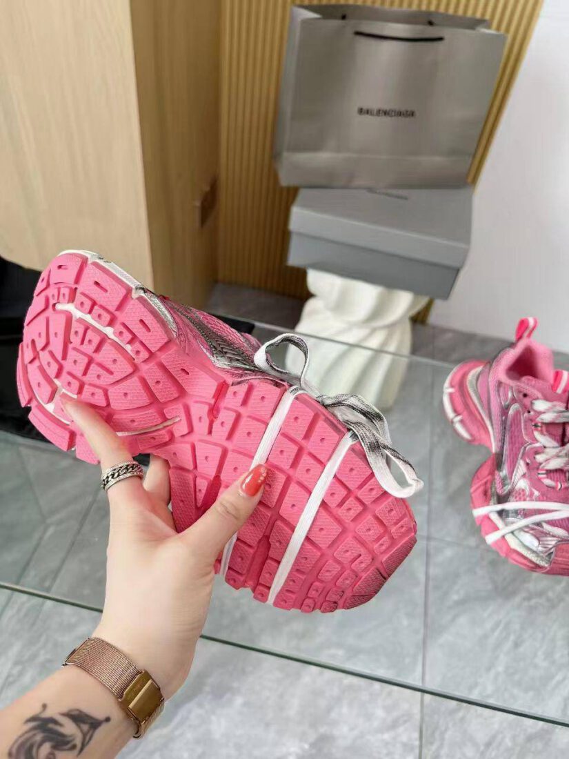 Кроссовки Balenciaga 3XL 734731W3XL Premium Pink-Gry фото 4 Кроссовки Balenciaga 3XL 734731W3XL Premium Pink-Gry - фото 4