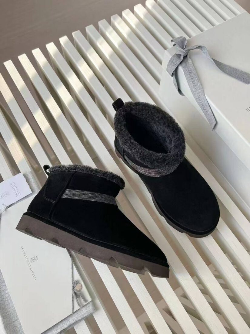 Угги Brunello Cucinelli 252MZSFG Suede Premium Black фото 1 Угги Brunello Cucinelli 252MZSFG Suede Premium Black - фото 1