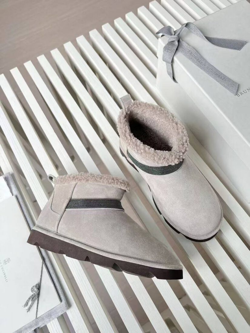 Угги Brunello Cucinelli 252MZSFG Suede Premium Sand фото 1 Угги Brunello Cucinelli 252MZSFG Suede Premium Sand - фото 1