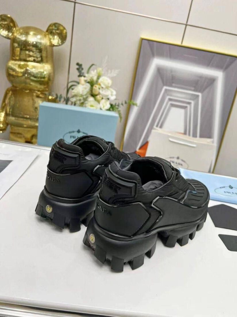 Prada Cloudbust Thunder Sneakers A135511 Black (39-42) фото 3 Prada Cloudbust Thunder Sneakers A135511 Black (39-42) - фото 3