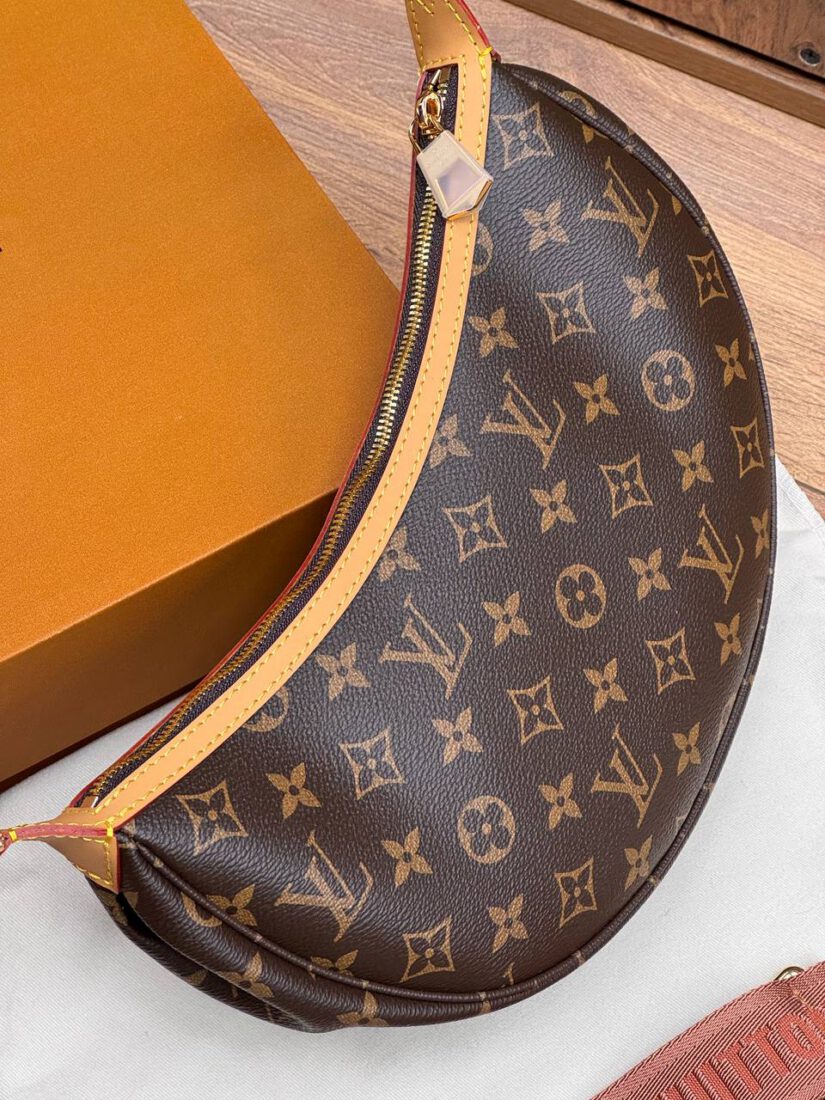 Женская сумка Louis Vuitton Loop 28/15/7 см A135735 коричневая фото 3 Женская сумка Louis Vuitton Loop 28/15/7 см A135735 коричневая - фото 3