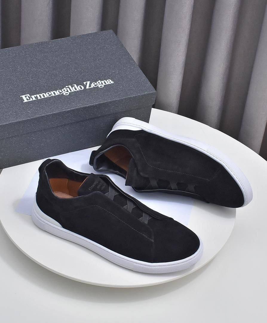 Кроссовки Ermenegildo Zegna Triple Stitch Lo Suede A136156 Black (размеры 39-49) фото 3 Кроссовки Ermenegildo Zegna Triple Stitch Lo Suede A136156 Black (размеры 39-49) - фото 3