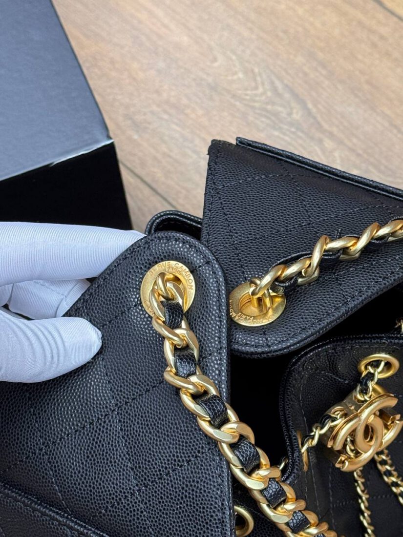 Женская сумка Chanel A136238 черная (два размера 26см и 30см) фото 5 Женская сумка Chanel A136238 черная (два размера 26см и 30см) - фото 5