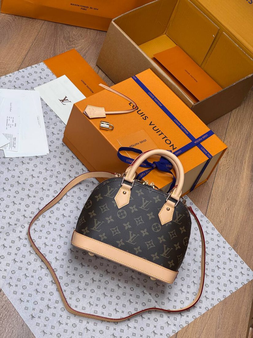 Женская сумка Louis Vuitton Alma 24 cm A136833 Brown фото 3 Женская сумка Louis Vuitton Alma 24 cm A136833 Brown - фото 3