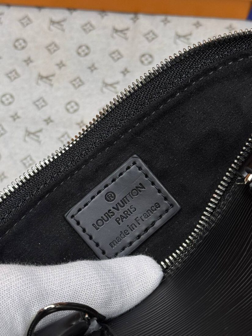 Женская сумка Louis Vuitton Alma 24 cm A136840 Black фото 5 Женская сумка Louis Vuitton Alma 24 cm A136840 Black - фото 5