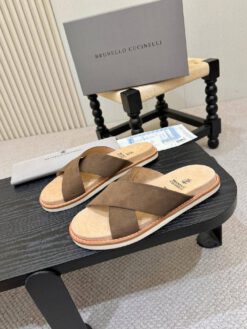 Шлёпанцы Brunello Cucinelli мужские A137543 коричневые