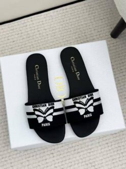 Шлёпанцы женские Christian Dior Dway A137284 чёрные