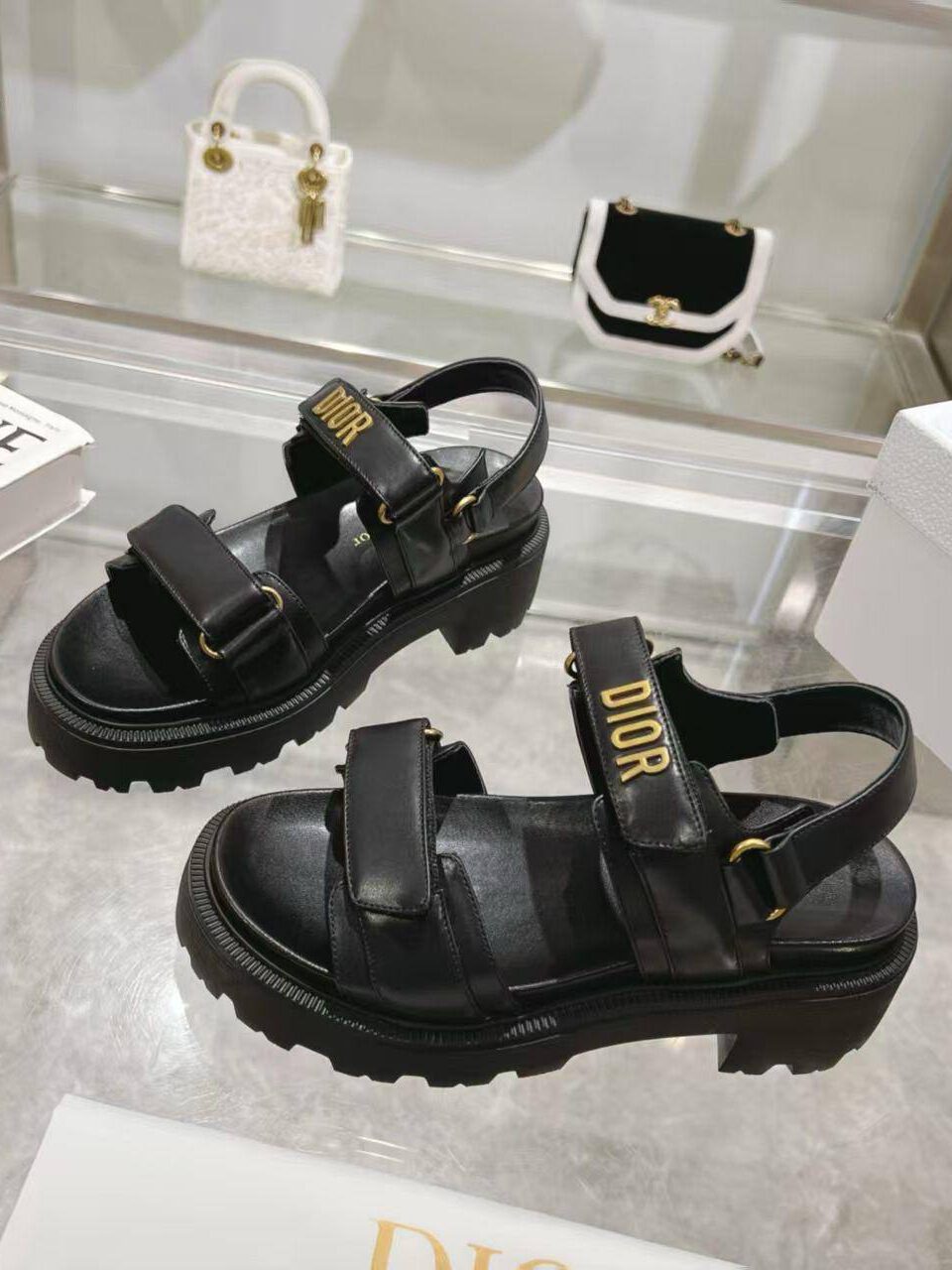 Сандалии женские Dior PL-50029-A137309 чёрные фото 1 Сандалии женские Dior PL-50029-A137309 чёрные - фото 1