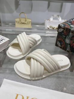 Шлёпанцы женские Christian Dior D-Cross A137320 белые