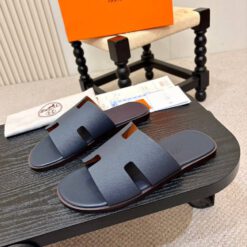 Шлёпанцы мужские кожаные Hermes A137571 серые