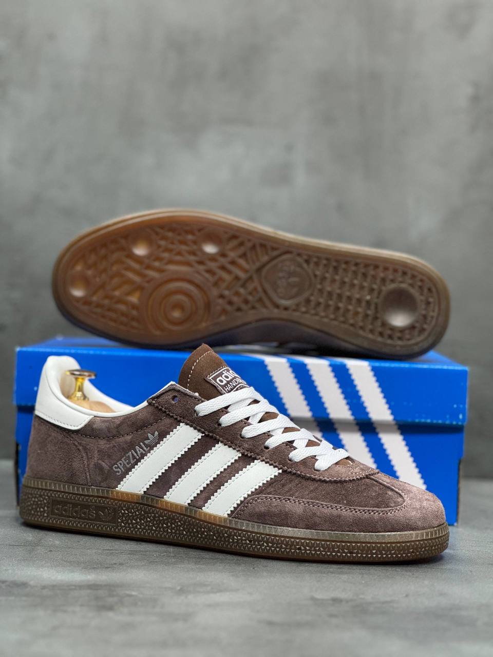 Кроссовки Adidas Spezial A137444 Brown фото 2 Кроссовки Adidas Spezial A137444 Brown - фото 2