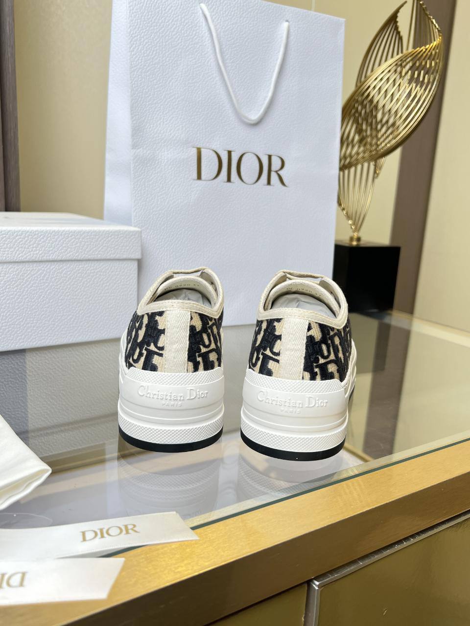 Кеды Christian Dior Walk'n'Dior Oblique Premium KCK211OBE_G72D серые фото 2 Кеды Christian Dior Walk'n'Dior Oblique Premium KCK211OBE_G72D серые - фото 2
