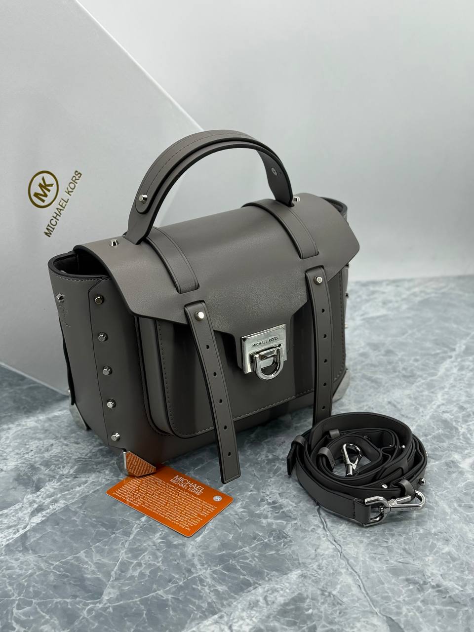 Женская кожаная сумка Michael Kors Manhattan A137948 Grey фото 2 Женская кожаная сумка Michael Kors Manhattan A137948 Grey - фото 2