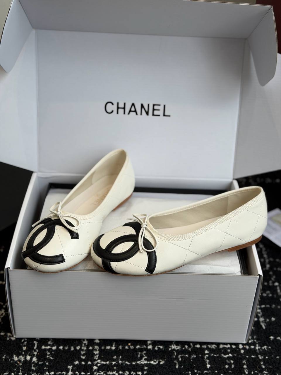 Балетки Chanel Ballet Flats G47163 Premium Leather White фото 1 Балетки Chanel Ballet Flats G47163 Premium Leather White - фото 1