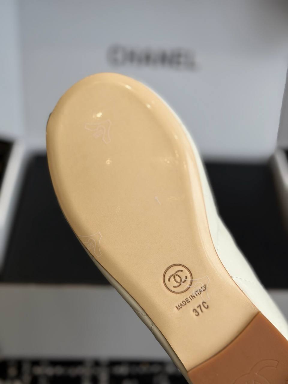 Балетки Chanel Ballet Flats G47163 Premium Leather White фото 5 Балетки Chanel Ballet Flats G47163 Premium Leather White - фото 5