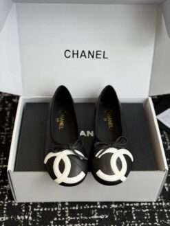Балетки Chanel Ballet Flats G47163 Premium Leather Black White