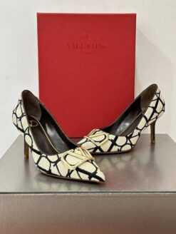Туфли Valentino Garavani Toile Iconographe 80mm Premium Beige-Blk