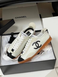Кроссовки женские Chanel A138145 премиум белые с чёрным