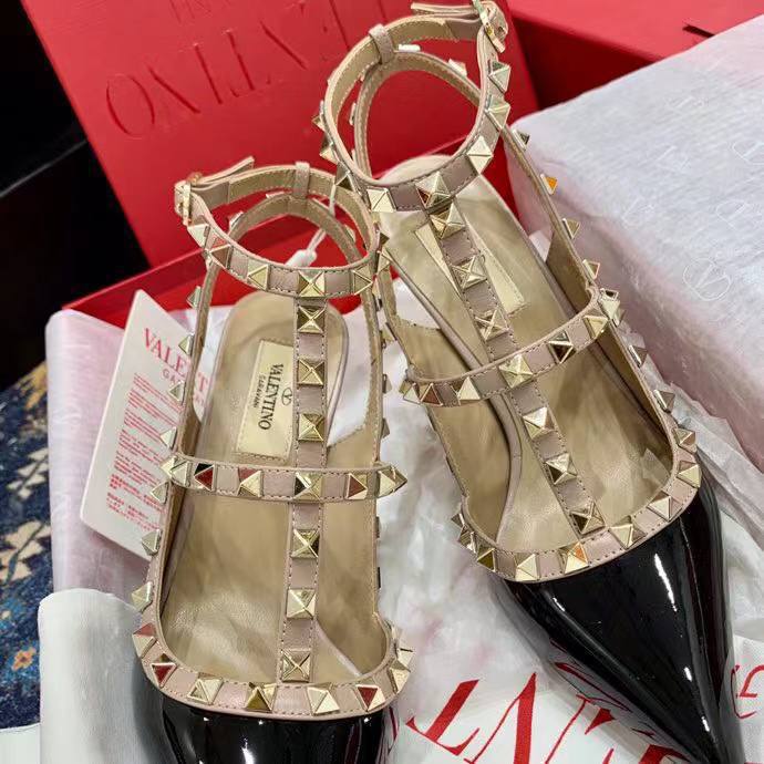 Босоножки Valentino Garavani Rockstud Kidskin Pumps 100mm Premium Black-Beg фото 3 Босоножки Valentino Garavani Rockstud Kidskin Pumps 100mm Premium Black-Beg - фото 3