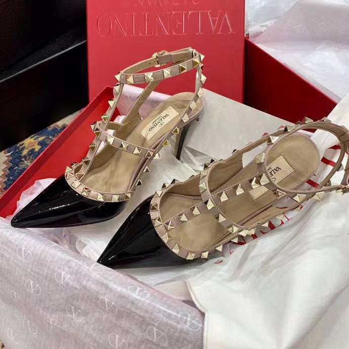 Босоножки Valentino Garavani Rockstud Kidskin Pumps 100mm Premium Black-Beg фото 2 Босоножки Valentino Garavani Rockstud Kidskin Pumps 100mm Premium Black-Beg - фото 2
