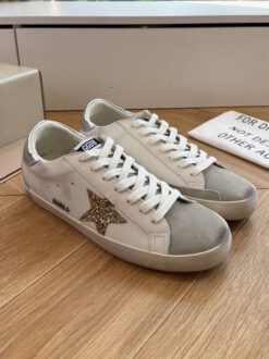 Кеды женские Golden Goose Premium A138392 белые