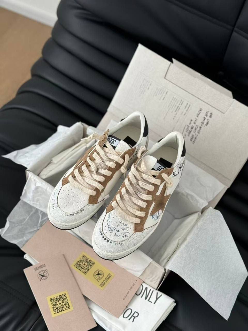 Кеды женские Golden Goose Premium A138404 белые фото 2 Кеды женские Golden Goose Premium A138404 белые - фото 2