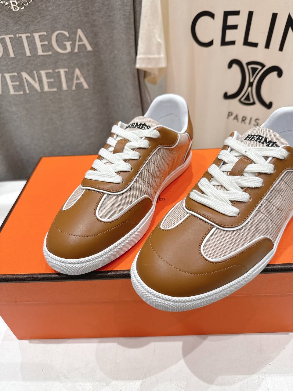 Кроссовки Hermes Match Sneaker H261002Z Beige-Brown фото 2 Кроссовки Hermes Match Sneaker H261002Z Beige-Brown - фото 2