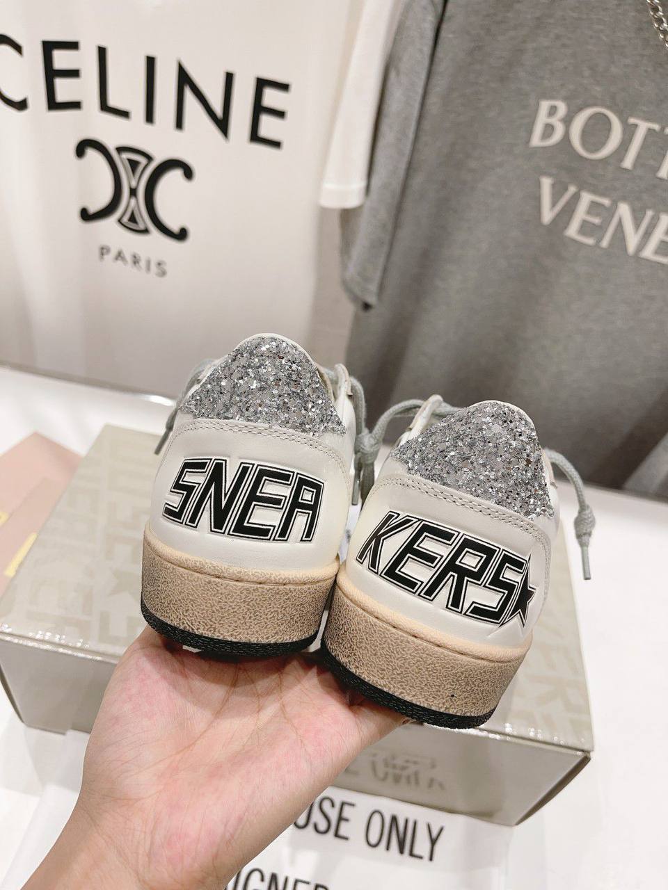 Кеды женские Golden Goose Premium A138479 белые фото 5 Кеды женские Golden Goose Premium A138479 белые - фото 5
