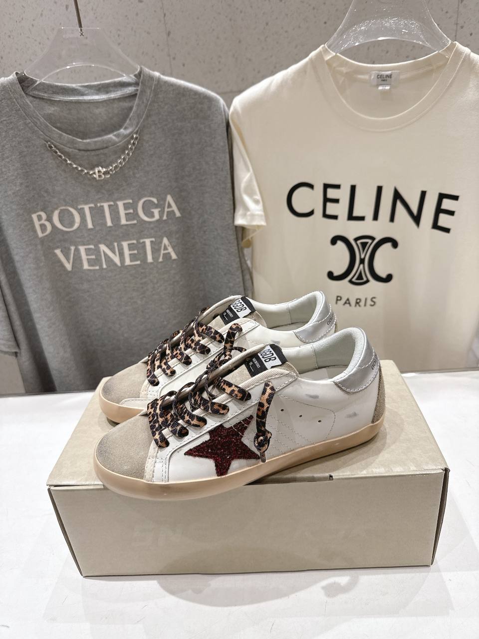 Кеды женские Golden Goose Premium A138531 белые фото 2 Кеды женские Golden Goose Premium A138531 белые - фото 2