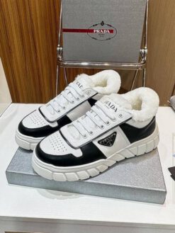 Мужские кроссовки Prada A138947 зимние с мехом белые с чёрным